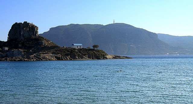 Téléchargement gratuit de la mer de l'île - photo ou image gratuite à éditer avec l'éditeur d'images en ligne GIMP