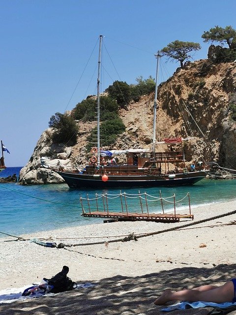 Безкоштовно завантажте Island Ship Greek — безкоштовну фотографію чи зображення для редагування за допомогою онлайн-редактора зображень GIMP