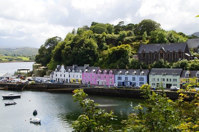 Muat turun percuma Isle Of Skye Port Boats - foto atau gambar percuma untuk diedit dengan editor imej dalam talian GIMP