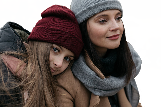 Download gratuito Isolated Family Mama - foto o immagine gratuita gratuita da modificare con l'editor di immagini online di GIMP
