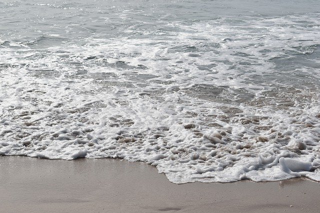 Muat turun percuma Is Sea Waves - foto atau gambar percuma untuk diedit dengan editor imej dalam talian GIMP