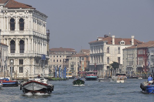 قم بتنزيل صورة italie venise le grand canal مجانًا ليتم تحريرها باستخدام محرر الصور المجاني على الإنترنت GIMP