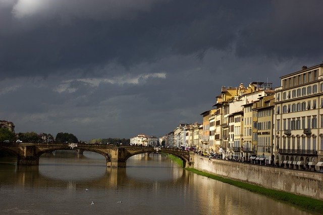 Muat turun percuma Italy Bridge River - foto atau gambar percuma untuk diedit dengan editor imej dalam talian GIMP