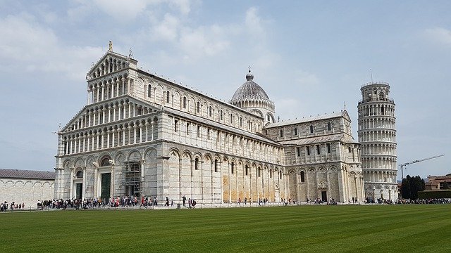 Unduh gratis Italy Pisa Tuscany - foto atau gambar gratis untuk diedit dengan editor gambar online GIMP