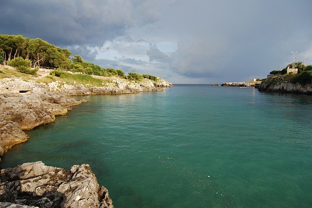 Bezpłatne pobieranie Włochy Pouilles Sea - bezpłatne zdjęcie lub obraz do edycji za pomocą internetowego edytora obrazów GIMP