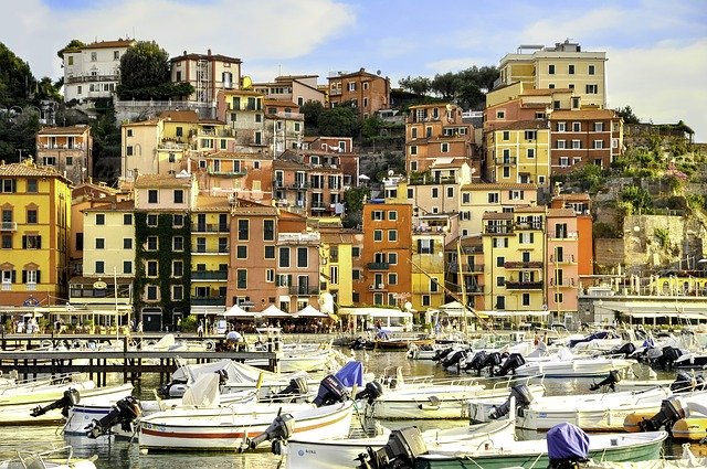 Unduh gratis Arsitektur Kota Italia - foto atau gambar gratis untuk diedit dengan editor gambar online GIMP