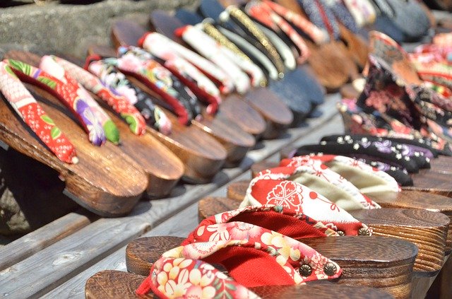تنزيل أحذية اليابان مجانًا - صورة مجانية أو صورة لتحريرها باستخدام محرر الصور على الإنترنت GIMP