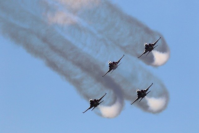 Free download jet aerobatic relay airshow f 5e free picture to be edited with GIMP free online image editor