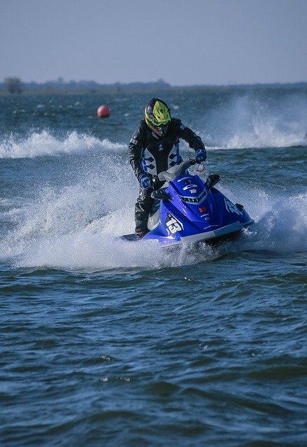 Unduh gratis Jet Ski Water Sport - foto atau gambar gratis untuk diedit dengan editor gambar online GIMP