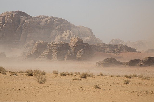 免费下载约旦沙漠峡谷 - 可使用 GIMP 在线图像编辑器编辑的免费照片或图片