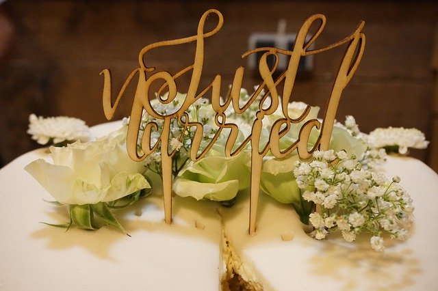 Free download Just Married Cake -  free photo or picture to be edited with GIMP online image editor