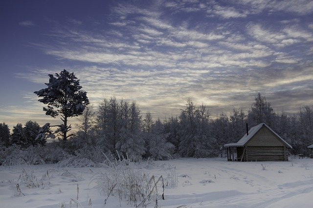 Gratis download Karelia Winter House - gratis foto of afbeelding om te bewerken met GIMP online afbeeldingseditor