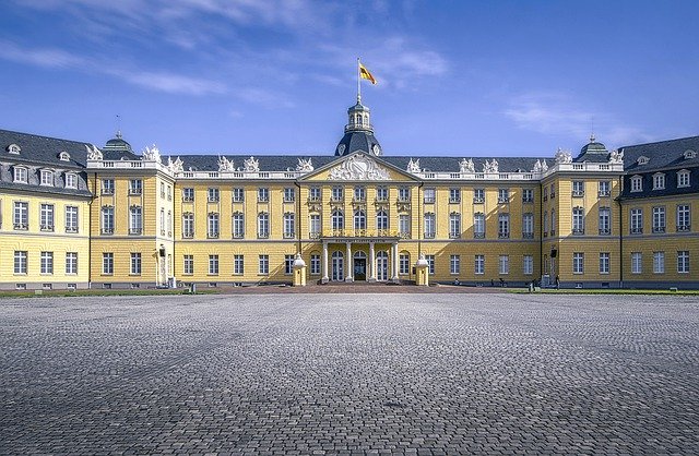 Muat turun percuma Karlsruhe Castle Park - foto atau gambar percuma untuk diedit dengan editor imej dalam talian GIMP