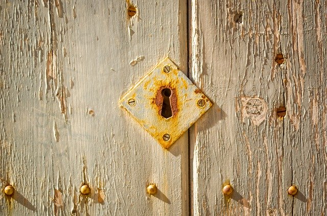 نموذج صورة جهاز ثقب مفتاح الباب قديم - لـ OffiDocs