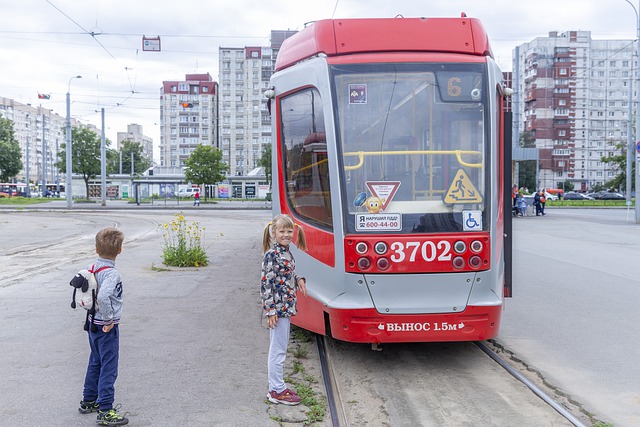 Free download kids children tram bus free picture to be edited with GIMP free online image editor
