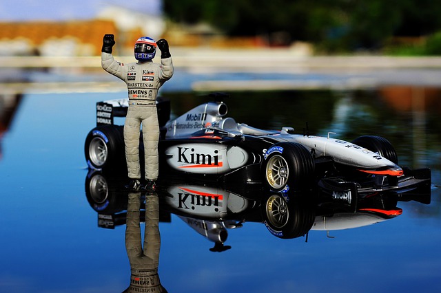Free download kimi raikonnen formula 1 mc laren free picture to be edited with GIMP free online image editor