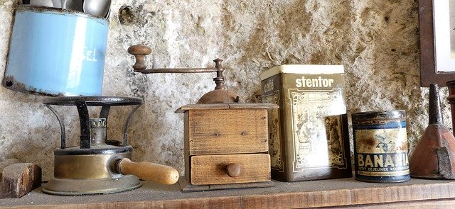 ดาวน์โหลดฟรี Kitchen Utensils Old Interior - ภาพถ่ายหรือรูปภาพที่จะแก้ไขด้วยโปรแกรมแก้ไขรูปภาพออนไลน์ GIMP