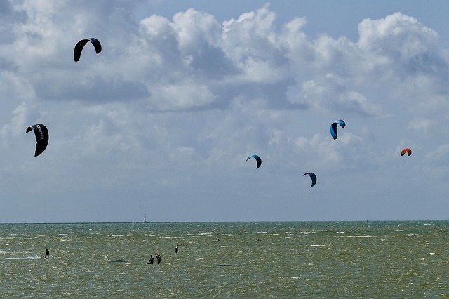 Free picture Kitesurfing Surf Sports -  to be edited by GIMP free image editor by OffiDocs