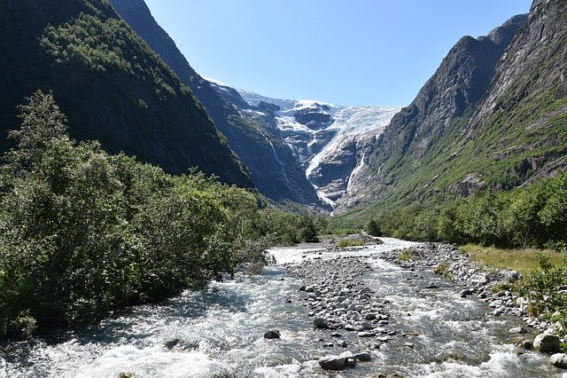 Unduh gratis Kjenndal Glacier Norway - foto atau gambar gratis untuk diedit dengan editor gambar online GIMP