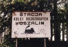 Free download Koszalin, Hinweisschild zur Schmalspurbahn free photo or picture to be edited with GIMP online image editor