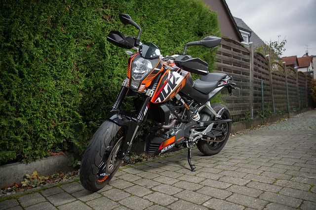 Free download ktm duke motorcycle road free picture to be edited with GIMP free online image editor