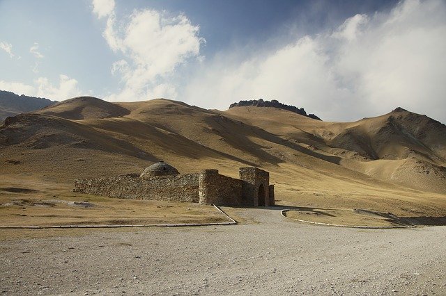 Descărcare gratuită Kyrgyzstan Tash Rabat Places Of - fotografie sau imagini gratuite pentru a fi editate cu editorul de imagini online GIMP