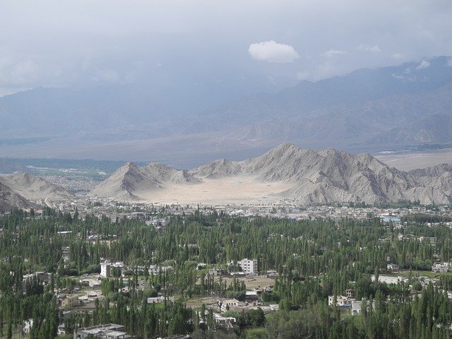 ดาวน์โหลดฟรี Ladakh Leh India - ภาพถ่ายหรือรูปภาพฟรีที่จะแก้ไขด้วยโปรแกรมแก้ไขรูปภาพออนไลน์ GIMP
