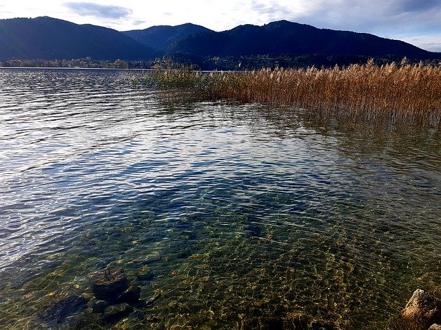 Descărcare gratuită Lake Alpine Tegernsee - fotografie sau imagini gratuite pentru a fi editate cu editorul de imagini online GIMP