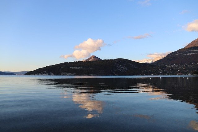 안시 호수 자연 무료 다운로드 - 무료 사진 또는 김프 온라인 이미지 편집기로 편집할 수 있는 사진