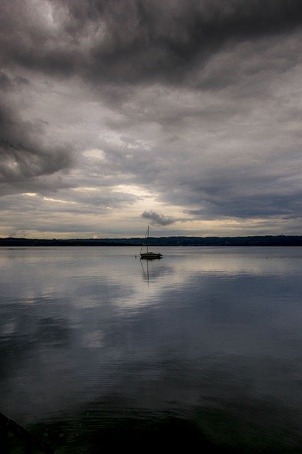 Download grátis Lake Boat Sunrise - foto ou imagem gratuita a ser editada com o editor de imagens online GIMP