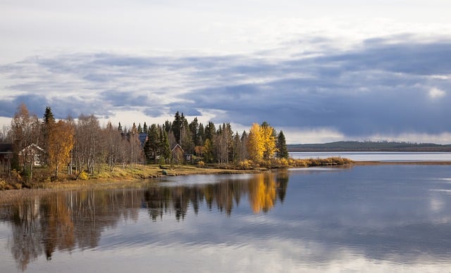 Free download lake cottage lapland sleet free picture to be edited with GIMP free online image editor