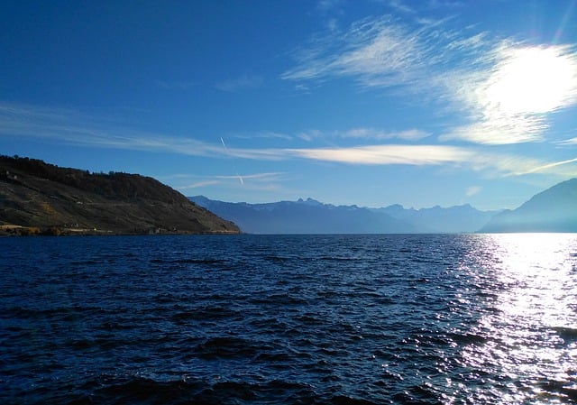 Free download lake geneva coast water seascape free picture to be edited with GIMP free online image editor