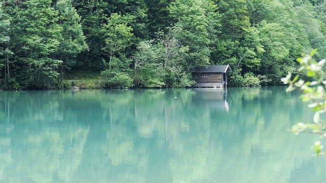 Unduh gratis Lake House Idyll - foto atau gambar gratis untuk diedit dengan editor gambar online GIMP