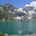 Lake in the middle of the mountain  screen for extension Chrome web store in OffiDocs Chromium