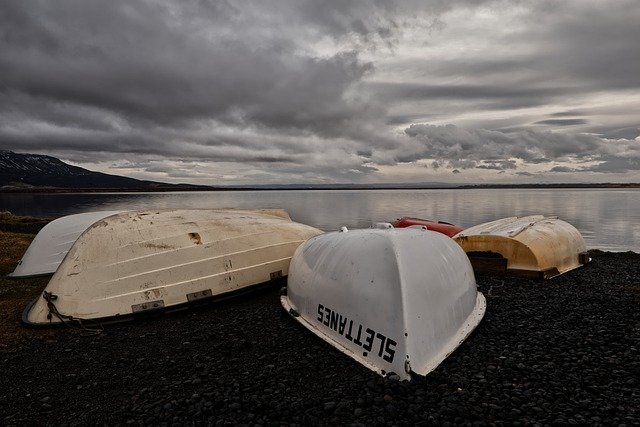 Téléchargement gratuit de Lake Kayak Canoeing - photo ou image gratuite à modifier avec l'éditeur d'images en ligne GIMP