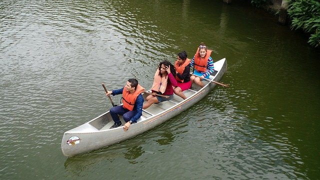 Téléchargement gratuit de Lake Lagoon Kayak - photo ou image gratuite à éditer avec l'éditeur d'images en ligne GIMP