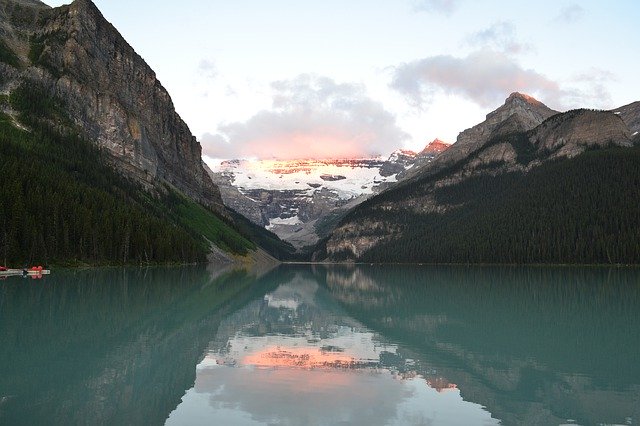 Free download Lake Louise British Columbia -  free photo or picture to be edited with GIMP online image editor