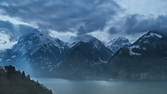 Template Photo Lake Lucerne Region Clouds for OffiDocs