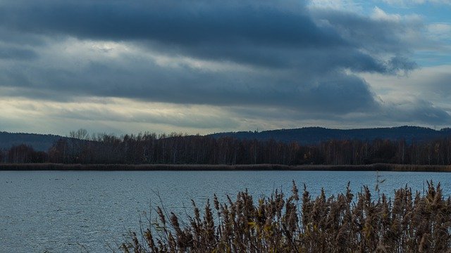 Скачать бесплатно Lake Mood Cloudiness - бесплатное фото или изображение для редактирования с помощью онлайн-редактора изображений GIMP