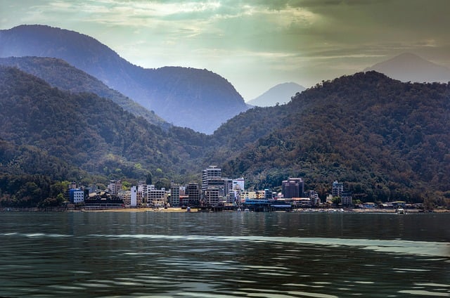 Free download lake mountains landscape background free picture to be edited with GIMP free online image editor