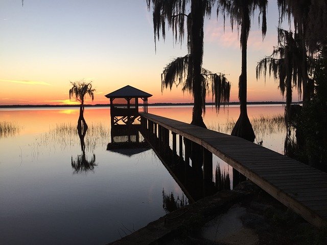 ດາວໂຫລດຟຣີ lake santa fe pier sunset ຮູບພາບຟຣີທີ່ຈະແກ້ໄຂດ້ວຍ GIMP ບັນນາທິການຮູບພາບອອນໄລນ໌ຟຣີ