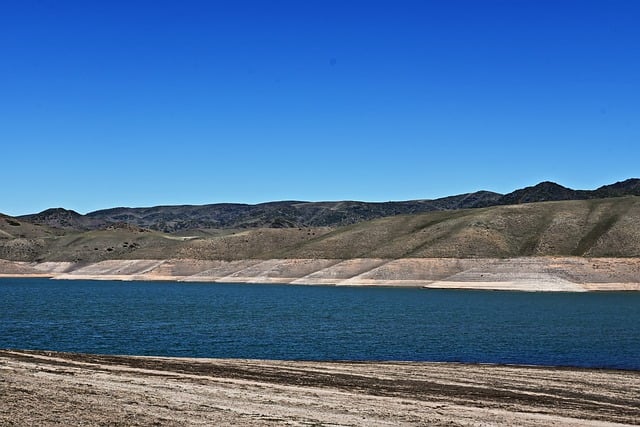 Free download lake water mountains landscape free picture to be edited with GIMP free online image editor