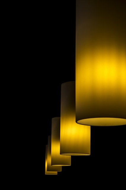 Descărcare gratuită Lamp Light Hanging - fotografie sau imagini gratuite pentru a fi editate cu editorul de imagini online GIMP