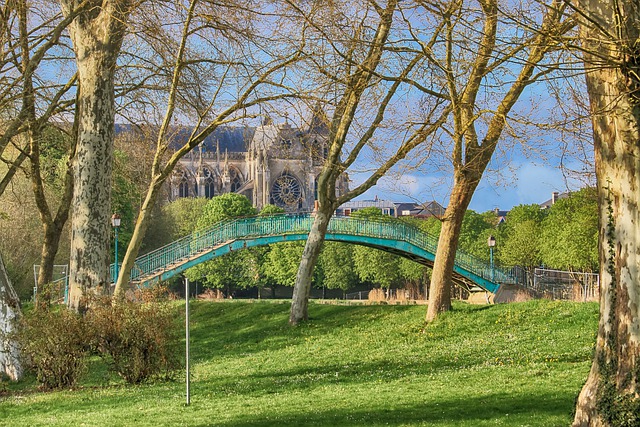 Free download landscape bridge cathedral france free picture to be edited with GIMP free online image editor