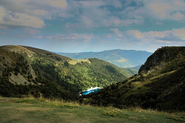 ดาวน์โหลดฟรี Landscape Green Nature - ภาพถ่ายหรือรูปภาพฟรีที่จะแก้ไขด้วยโปรแกรมแก้ไขรูปภาพออนไลน์ GIMP