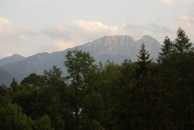 Peyzaj Dağları Tepesi'ni ücretsiz indirin - GIMP çevrimiçi resim düzenleyici ile düzenlenecek ücretsiz fotoğraf veya resim