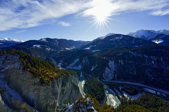 Unduh gratis gambar lanskap alam pegunungan musim dingin gratis untuk diedit dengan editor gambar online gratis GIMP