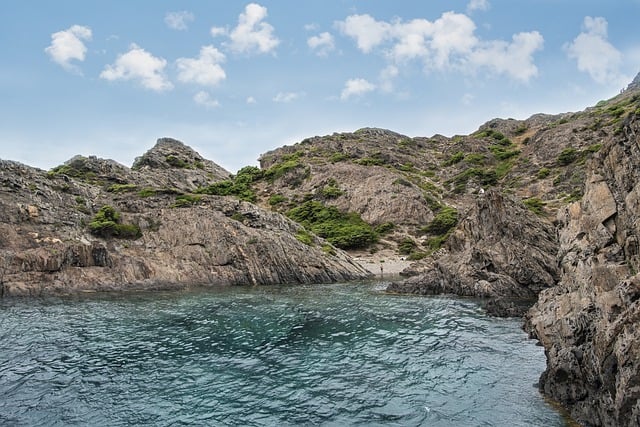 Free download landscape sea mountains rocks free picture to be edited with GIMP free online image editor