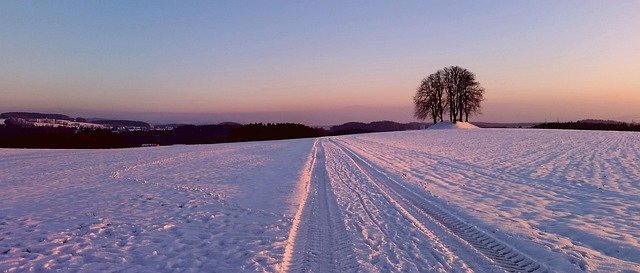 Scarica gratuitamente Landscape Snow: foto o immagini gratuite da modificare con l'editor di immagini online GIMP