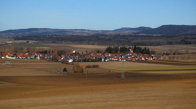 Descărcare gratuită Landscape Village Nature - fotografie sau imagini gratuite pentru a fi editate cu editorul de imagini online GIMP